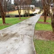 Roof, Driveway and Patio Cleaning on Hess Dr in Avondale Estates, GA 30002 1