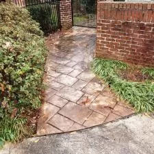 Roof, Driveway and Patio Cleaning on Hess Dr in Avondale Estates, GA 30002 3